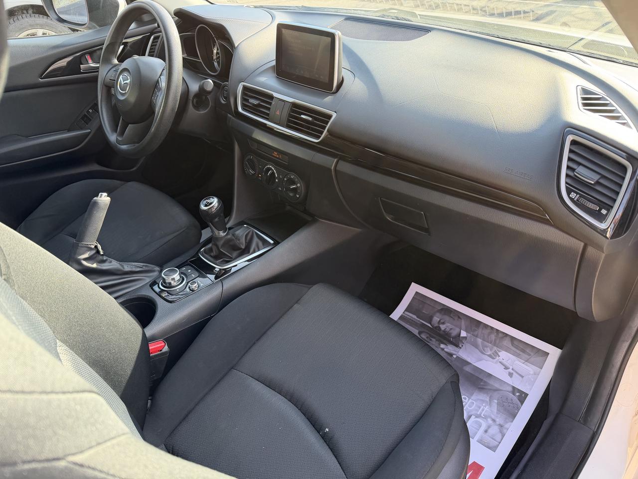 2016 Mazda MAZDA3 6-SPEED Photo