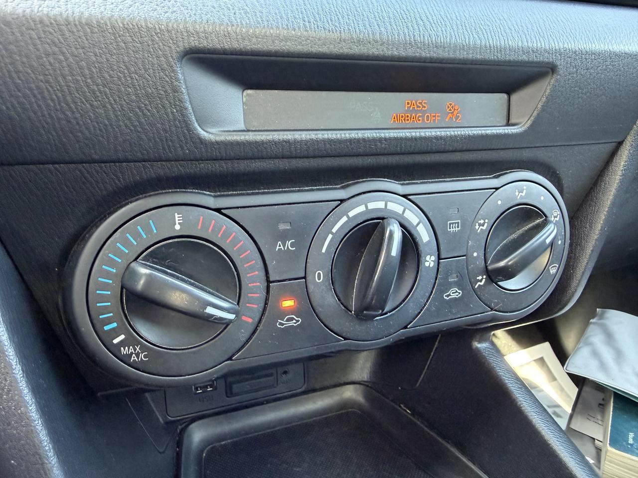 2016 Mazda MAZDA3 6-SPEED Photo