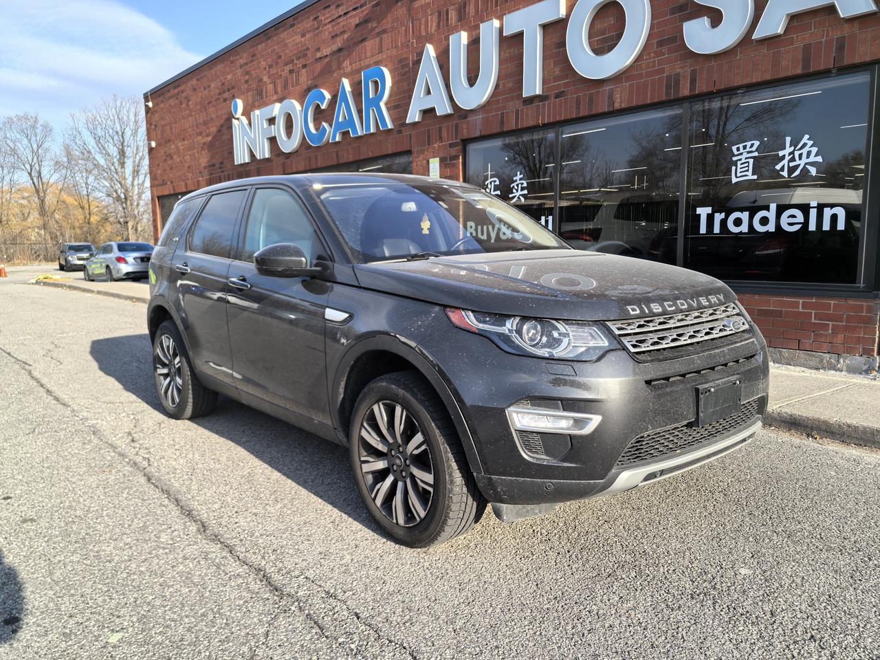 2017 Land Rover Discovery Sport HSE LUX Photo