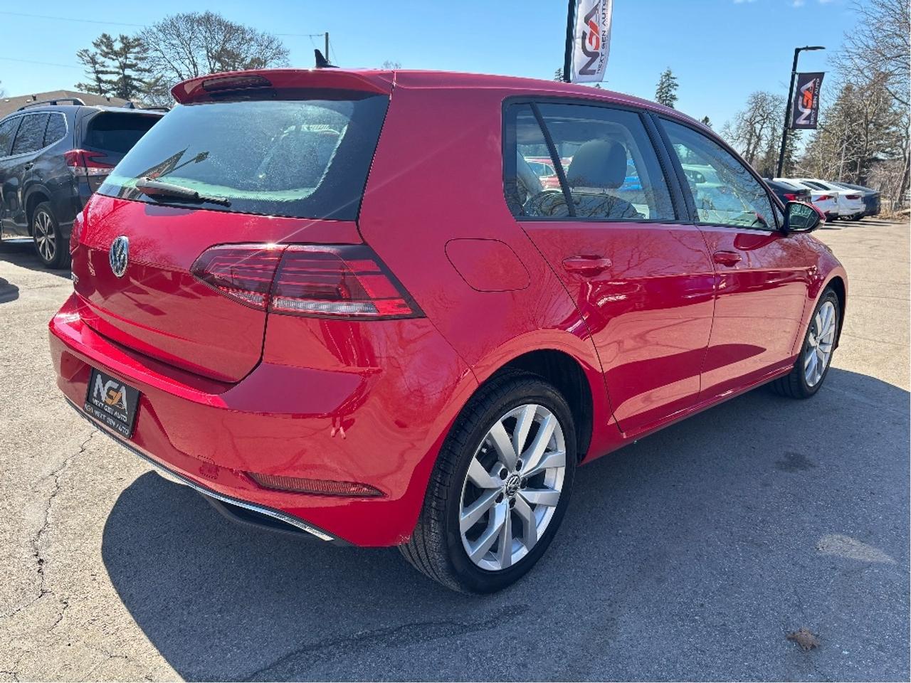 2021 Volkswagen Golf Highline ONLY 32077 KMS!! LEATHER NAV ROOF Photo