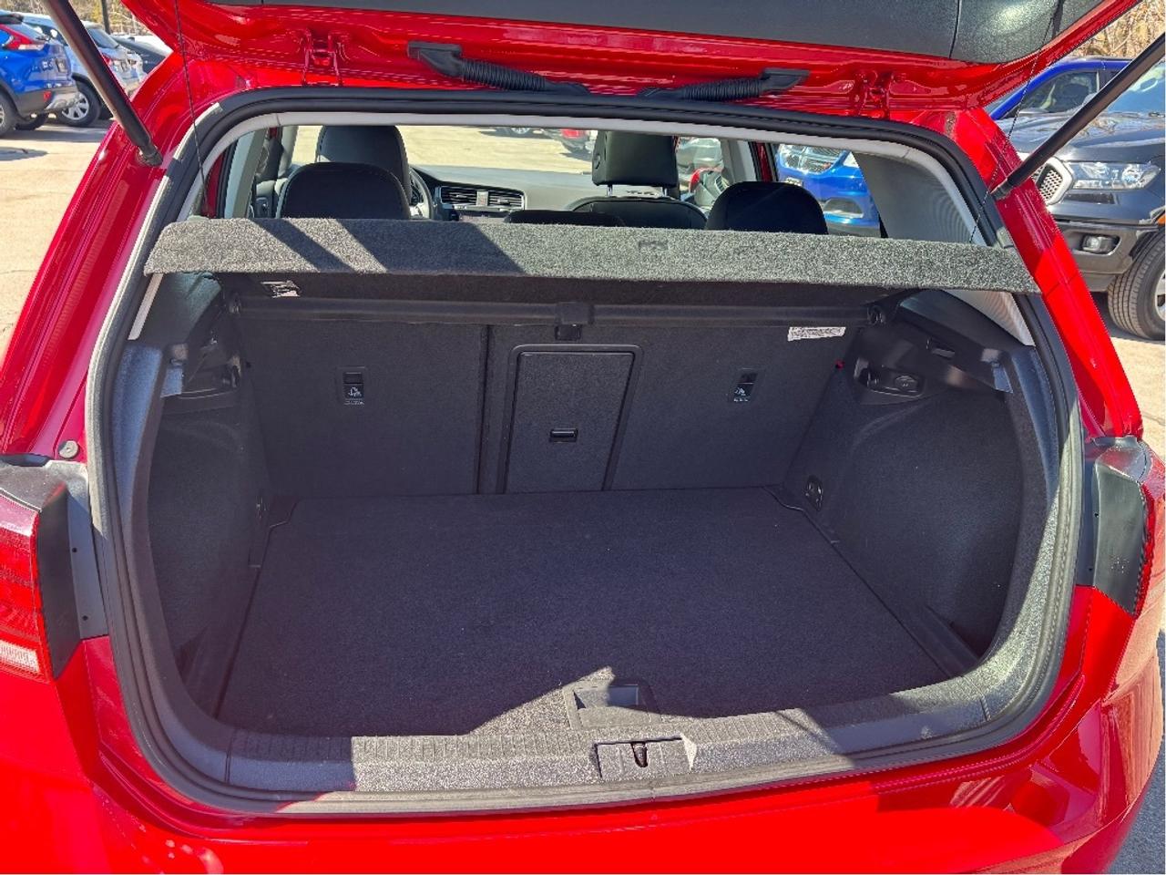 2021 Volkswagen Golf Highline ONLY 32077 KMS!! LEATHER NAV ROOF Photo