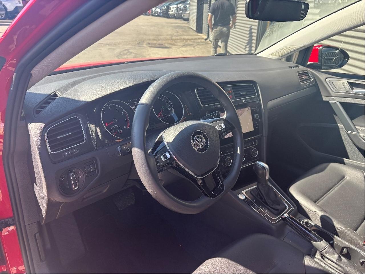 2021 Volkswagen Golf Highline ONLY 32077 KMS!! LEATHER NAV ROOF Photo