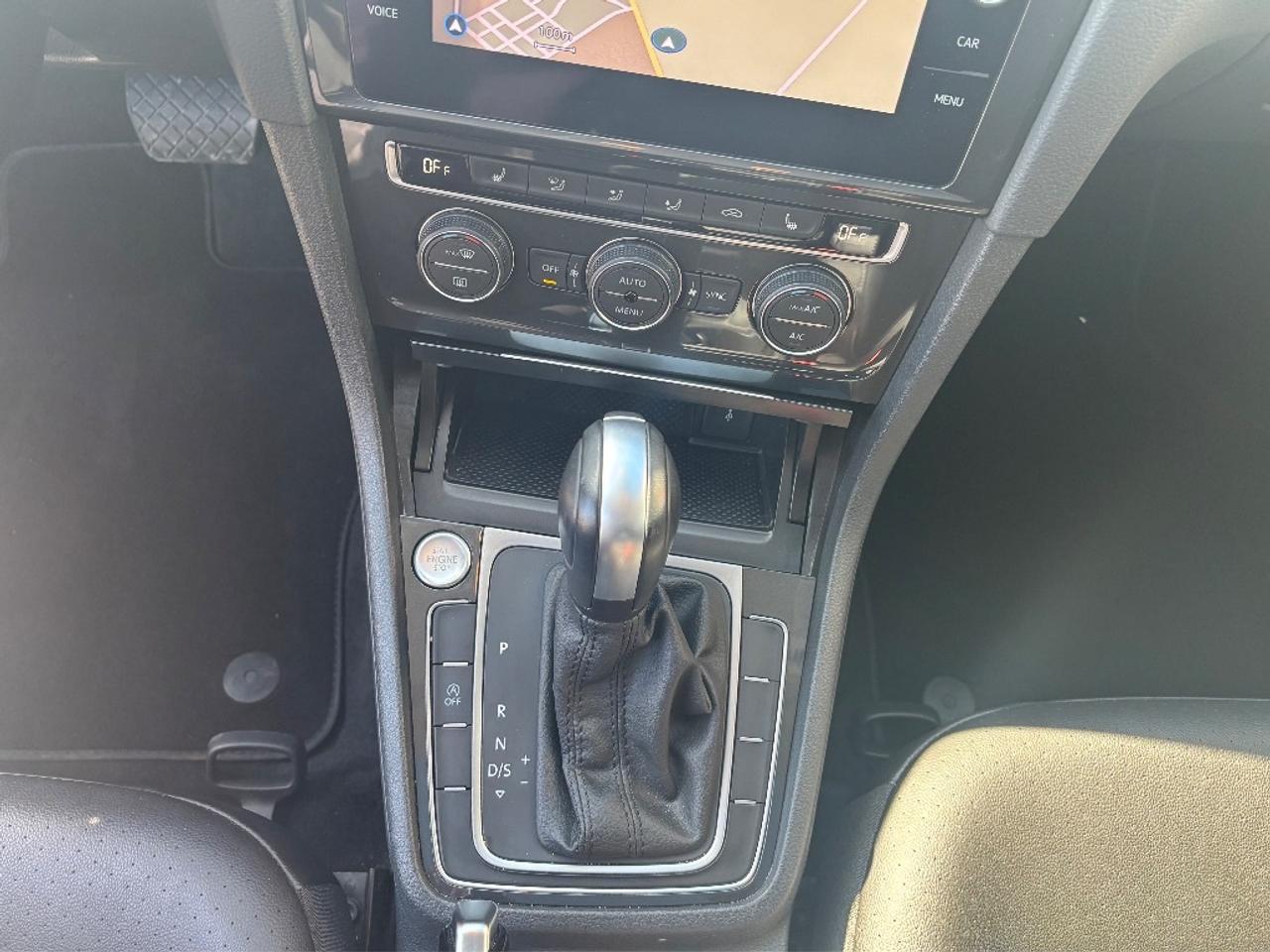 2021 Volkswagen Golf Highline ONLY 32077 KMS!! LEATHER NAV ROOF Photo