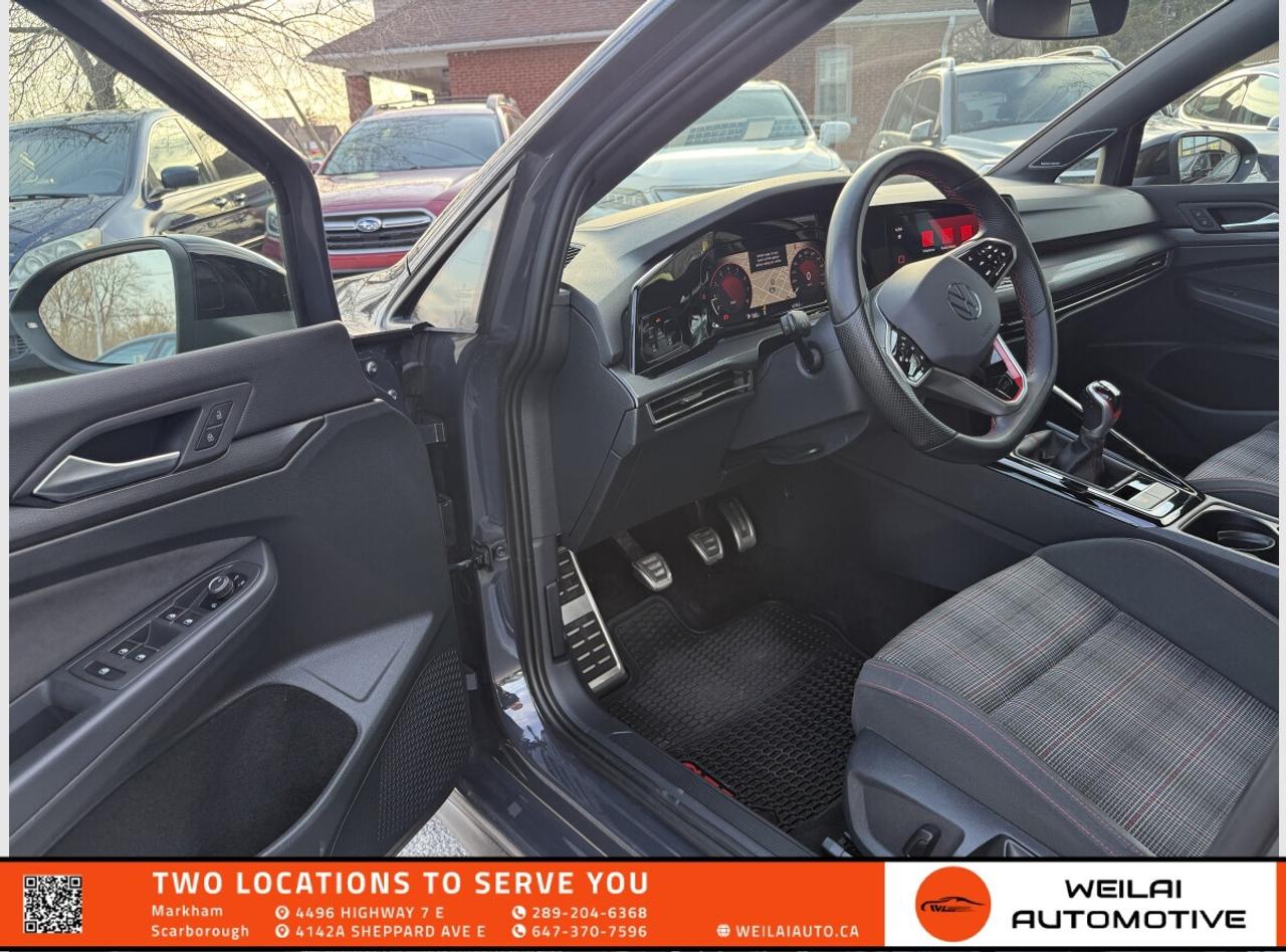 2023 Volkswagen Golf GTI 40th Anniversary/No Accident/Fully Serviced! Photo