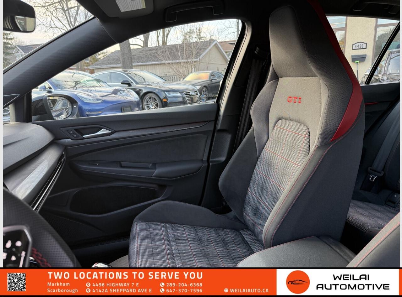 2023 Volkswagen Golf GTI 40th Anniversary/No Accident/Fully Serviced! Photo