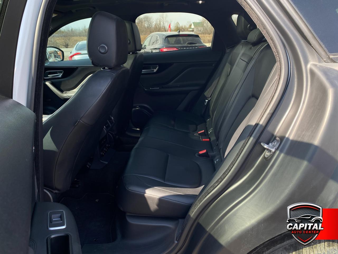 2017 Jaguar F-PACE 20d Premium Photo