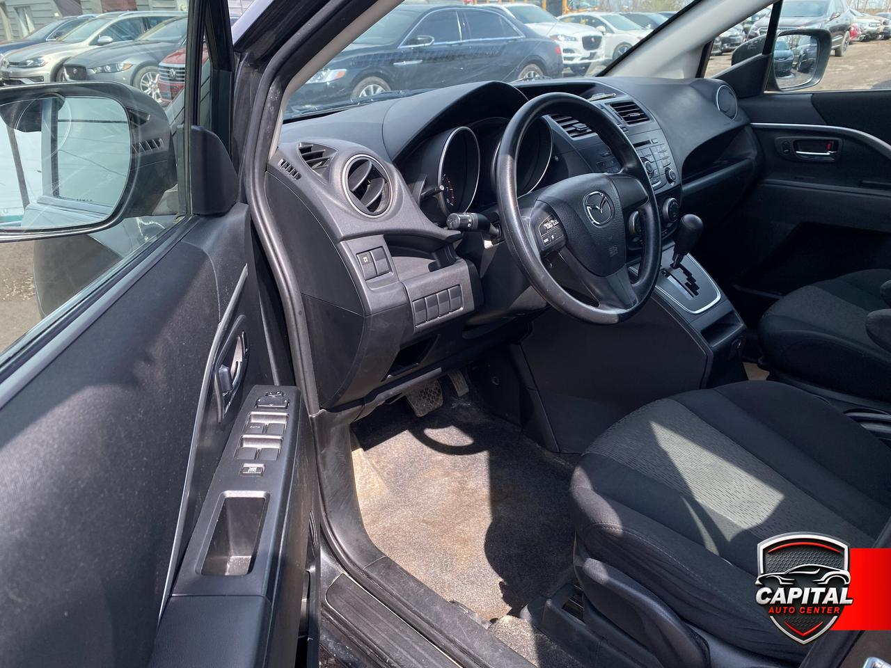 2012 Mazda MAZDA5 Touring Photo