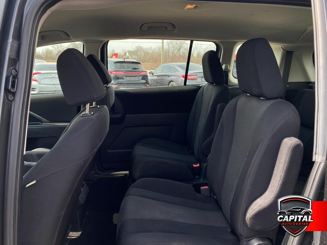 2012 Mazda MAZDA5 Touring Photo