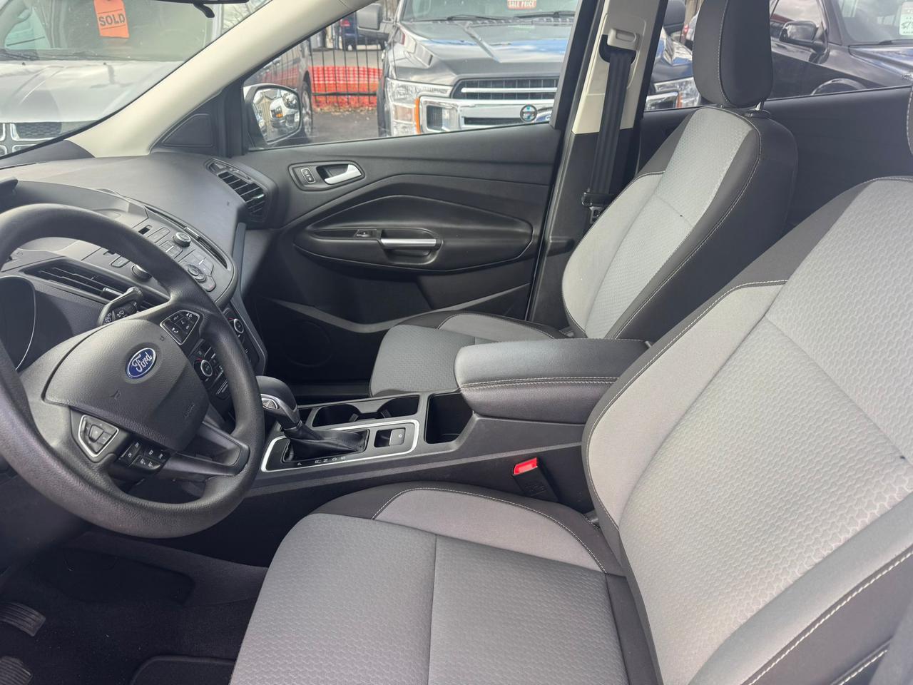 2018 Ford Escape SE Photo