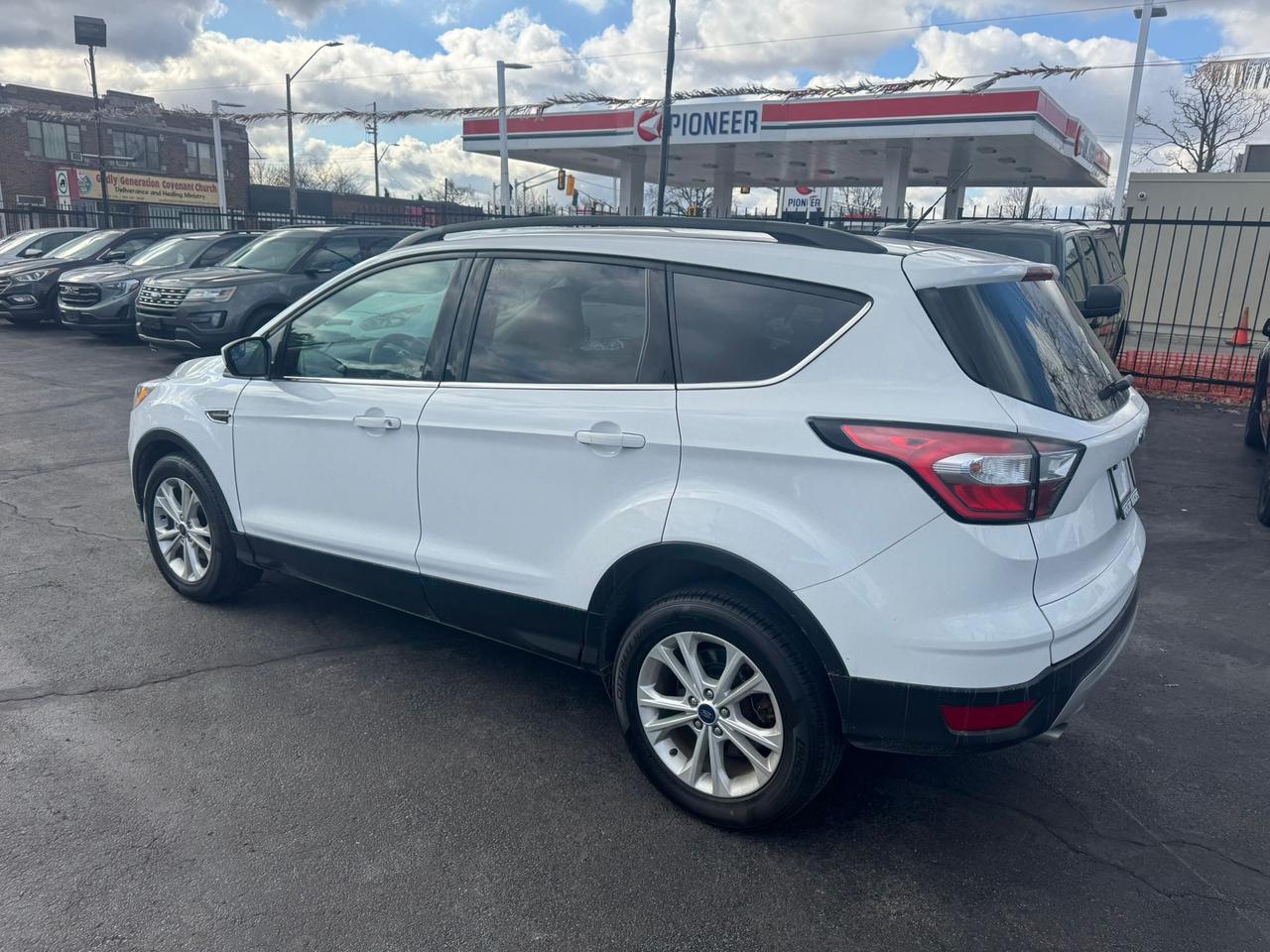 2018 Ford Escape SE Photo