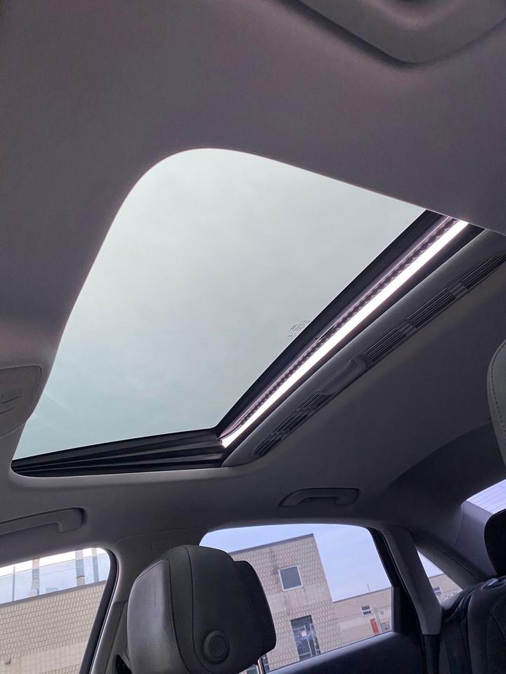 2017 Audi A4 Quattro Progressiv | NO ACCIDENT | SUNROOF | LEATH Photo