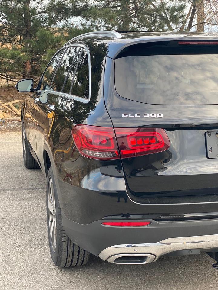 2020 Mercedes-Benz GLC-Class 300 | NO ACCIDENT | LEATHER | PANOROOF Photo