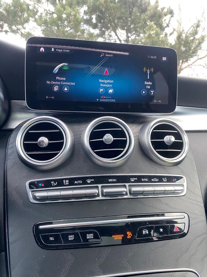 2020 Mercedes-Benz GLC-Class 300 | NO ACCIDENT | LEATHER | PANOROOF Photo