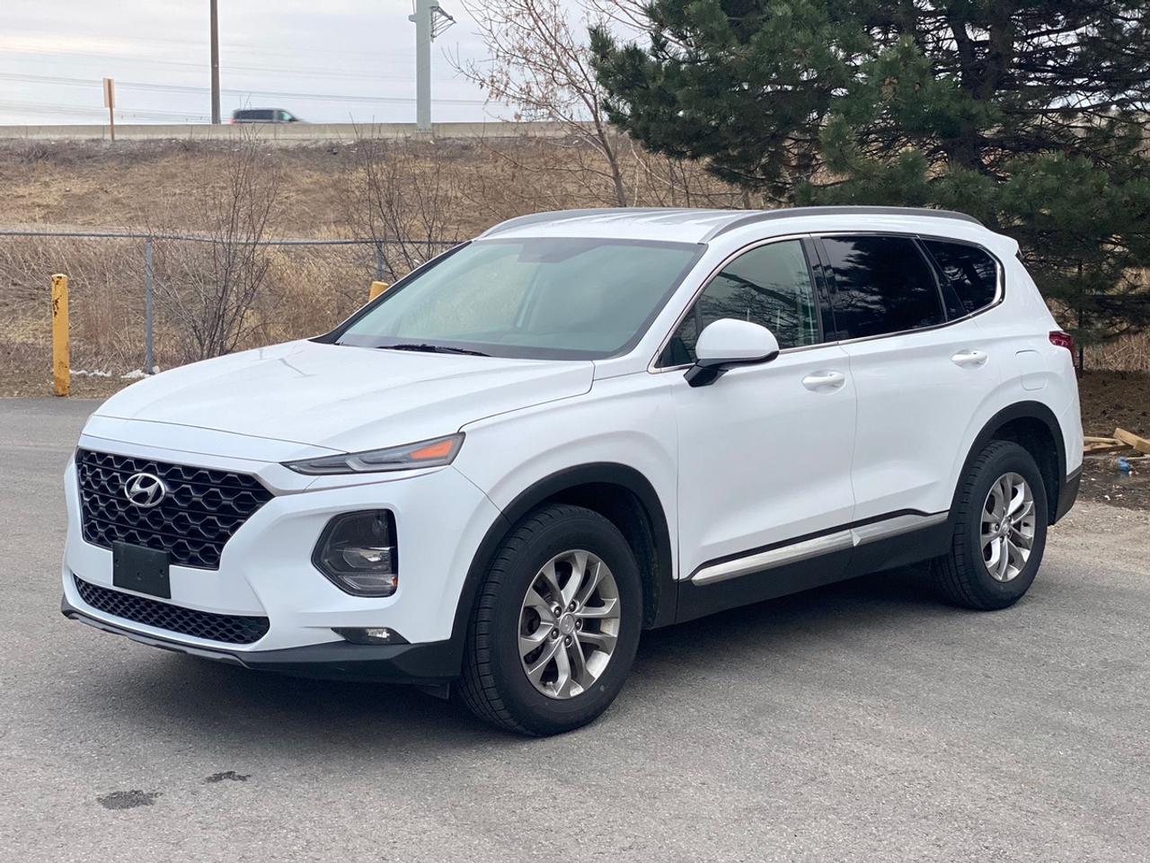 2019 Hyundai Santa Fe SE | NO ACCIDENT | Photo0