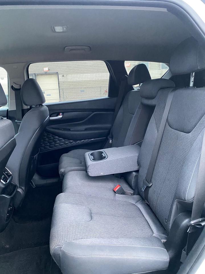2019 Hyundai Santa Fe SE | NO ACCIDENT | Photo