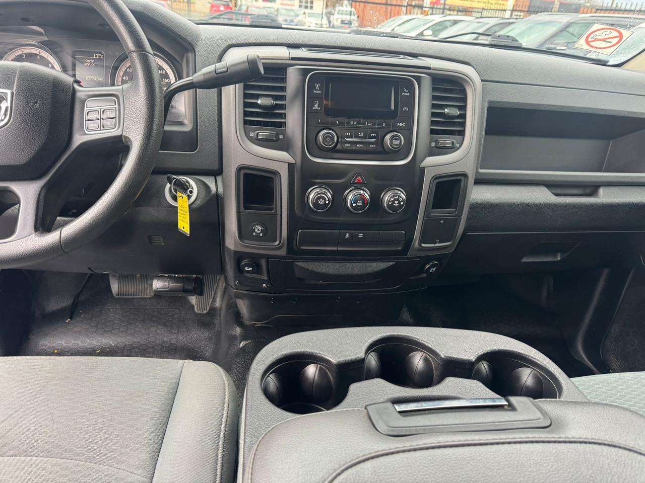 2017 RAM 1500 TRADESMAN Photo