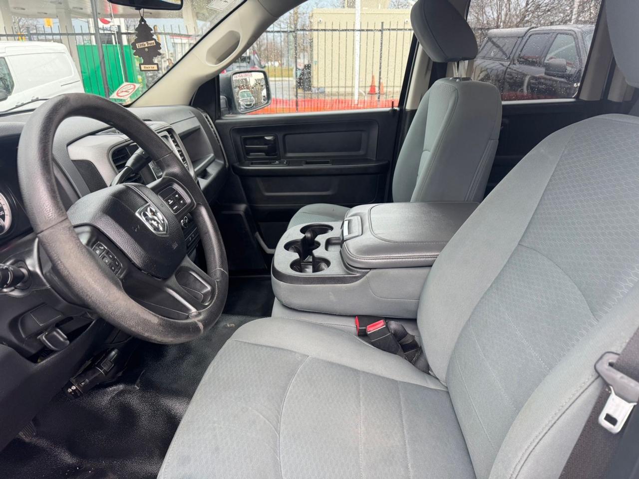 2017 RAM 1500 TRADESMAN Photo