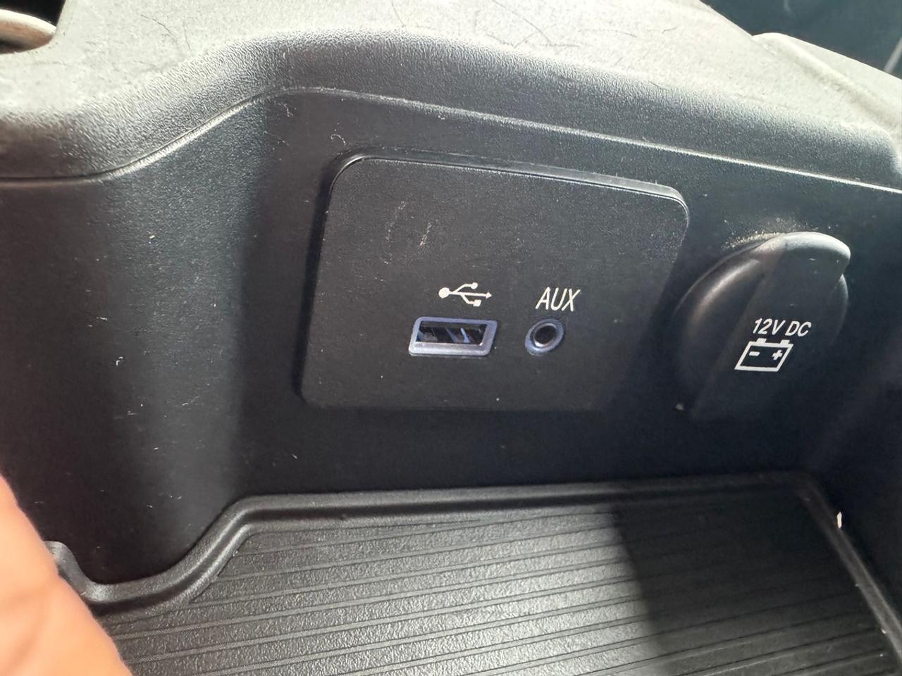 2017 RAM 1500 TRADESMAN Photo
