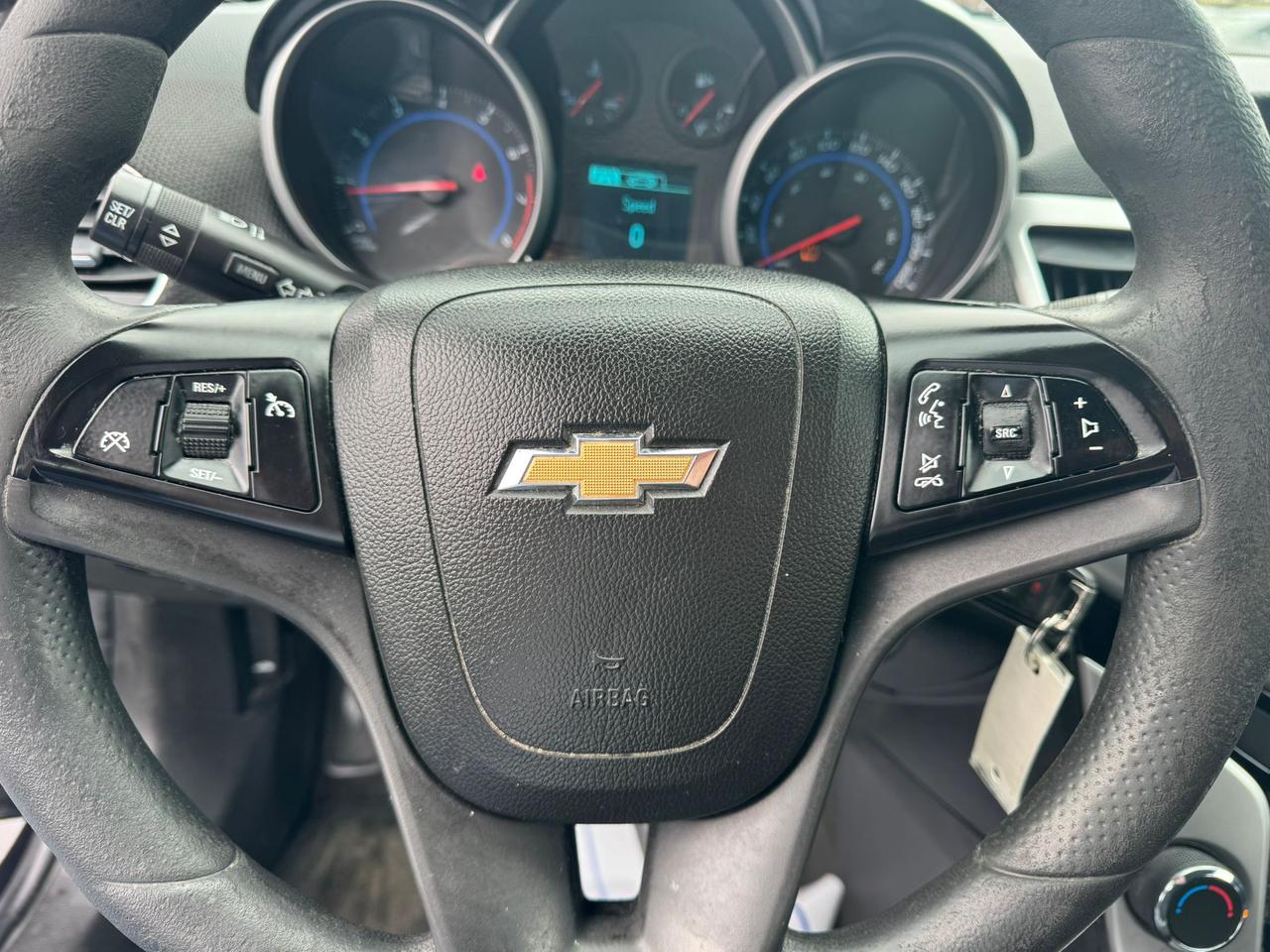 2015 Chevrolet Cruze 1LT Photo