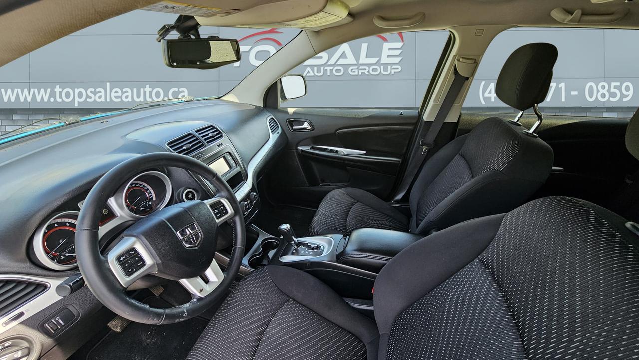 2015 Dodge Journey SXT Photo