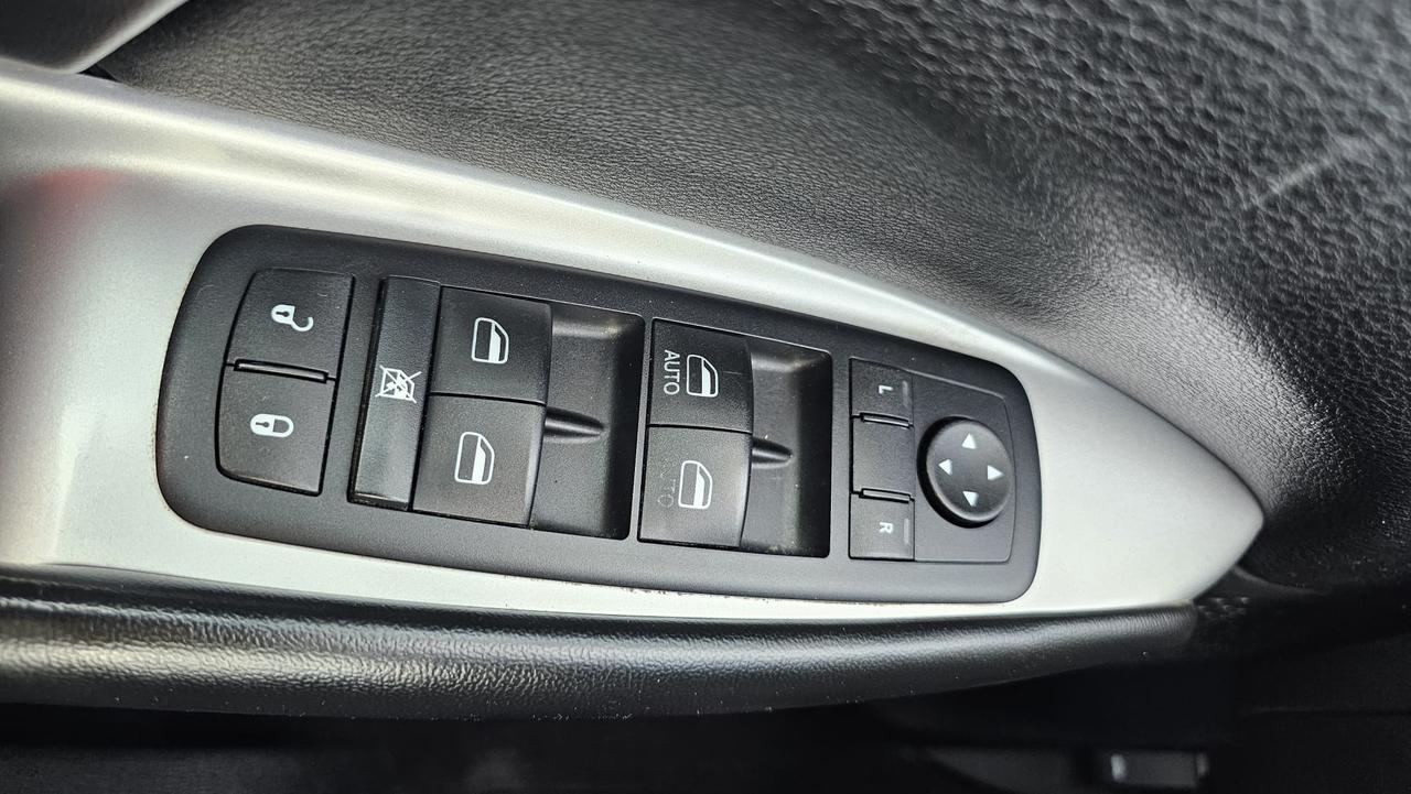 2015 Dodge Journey SXT Photo