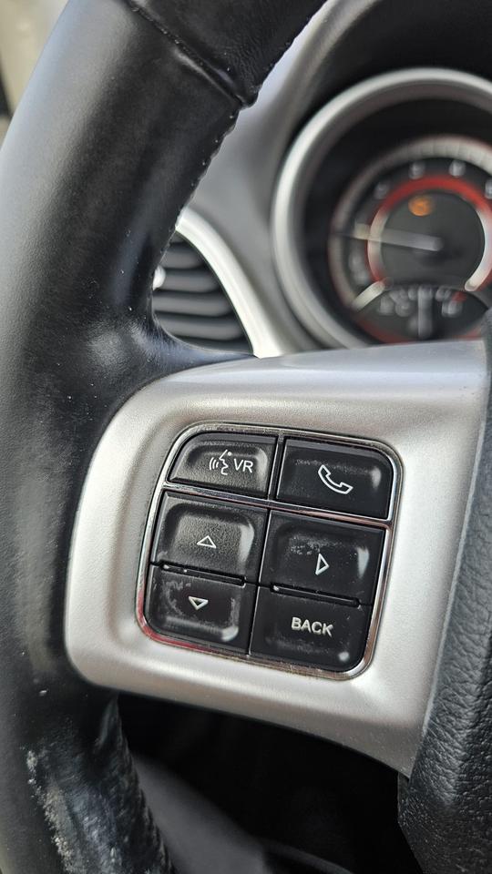 2015 Dodge Journey SXT Photo