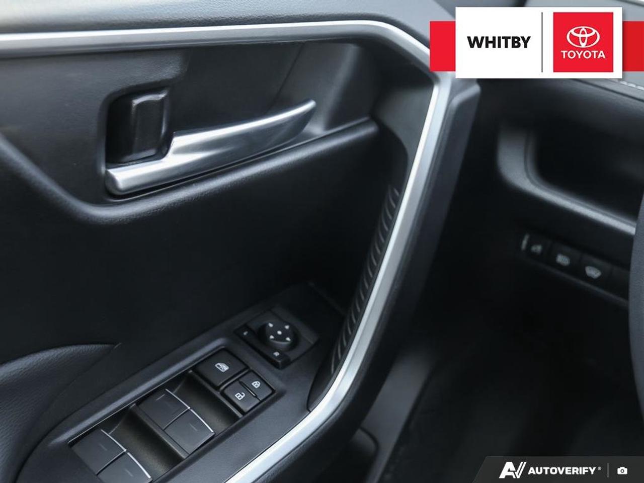 2023 Toyota RAV4 Hybrid XLE 2.5L Photo