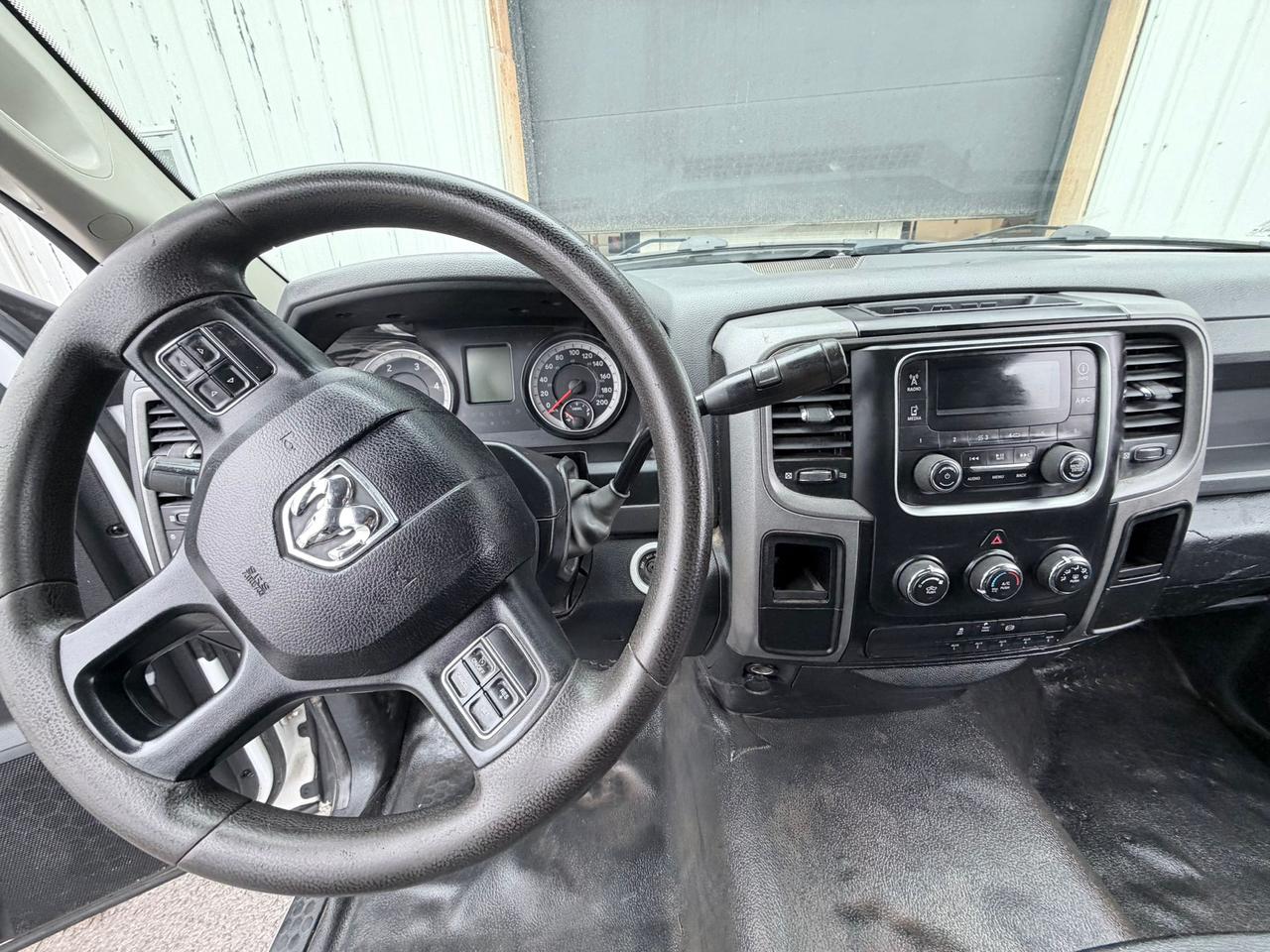 2016 RAM 5500 ST REGULAR CAB - CHASSIS BED Photo