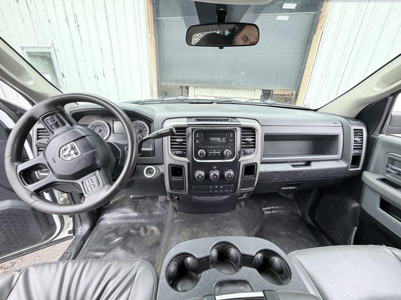 2016 RAM 5500 ST REGULAR CAB - CHASSIS BED Photo