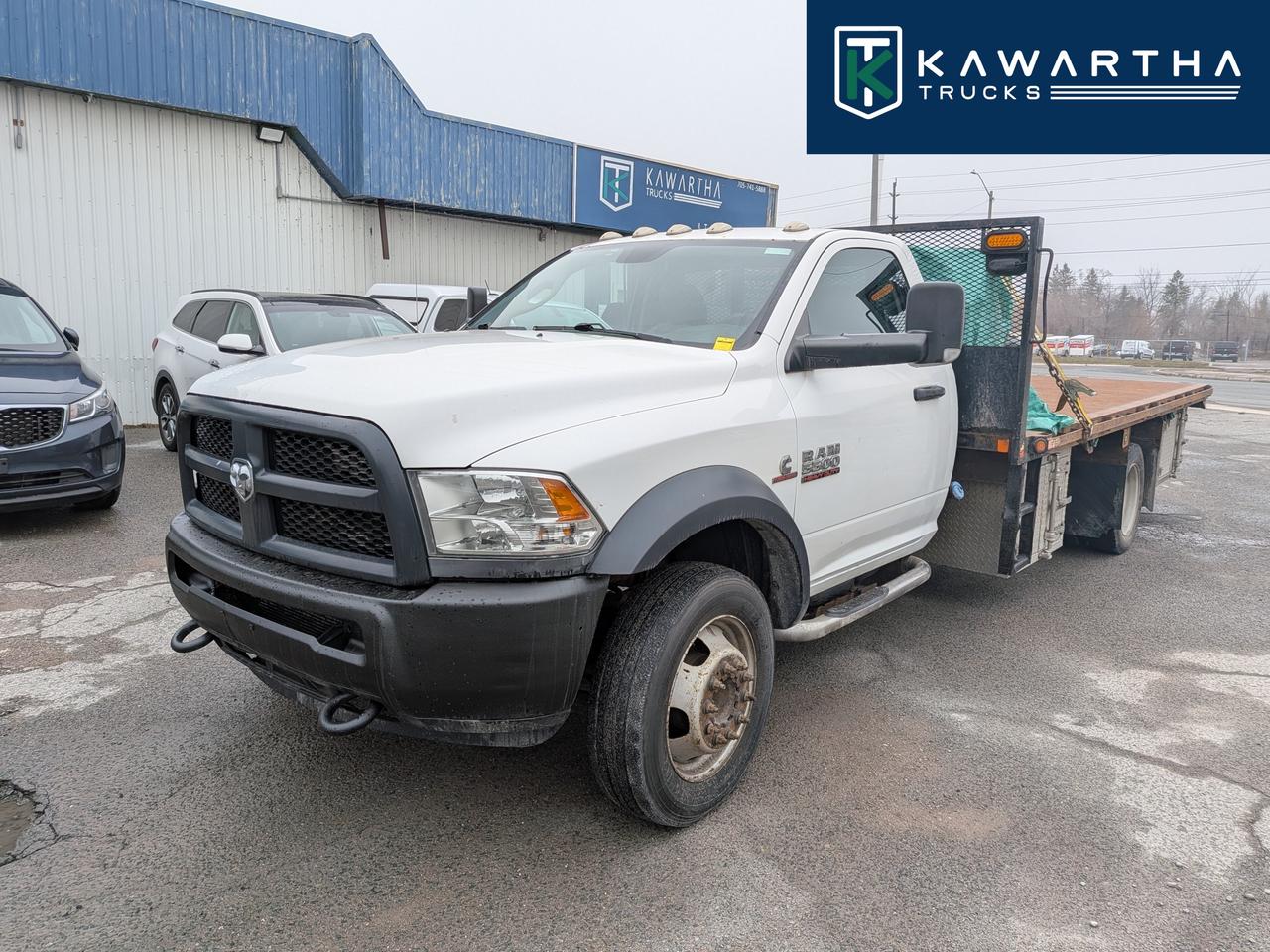 2016 RAM 5500 ST REGULAR CAB - CHASSIS BED Photo