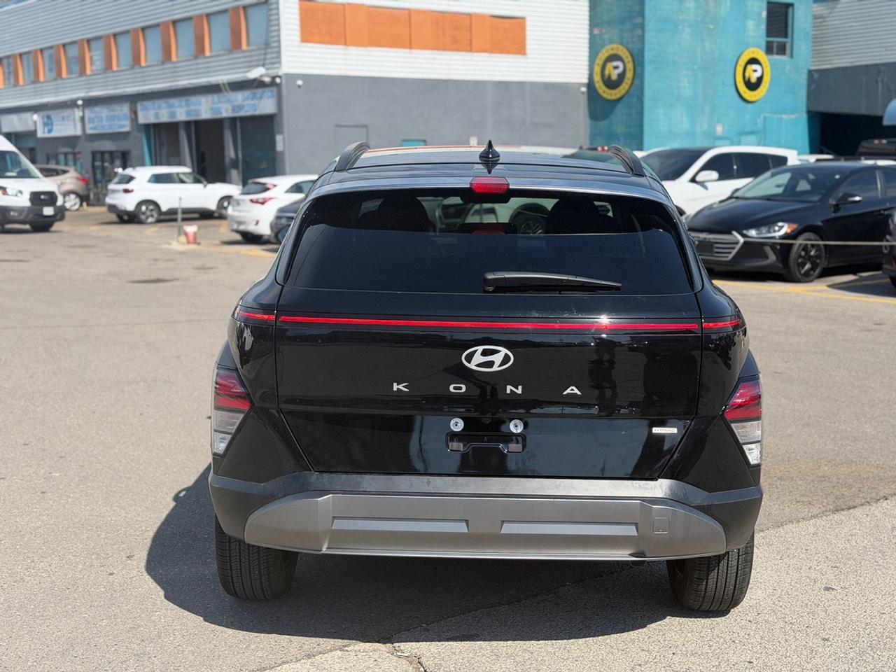 2025 Hyundai KONA SEL Photo