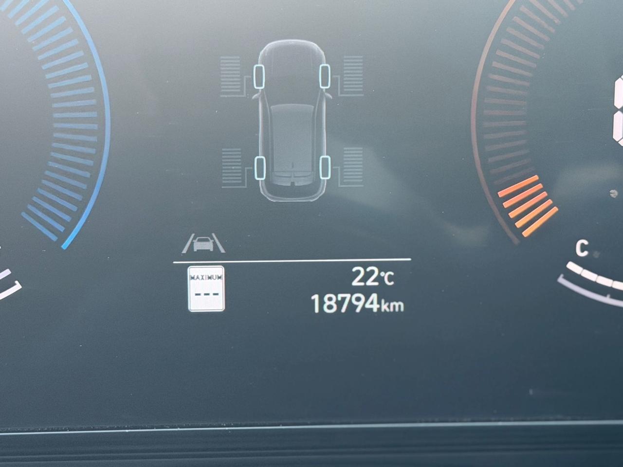 2025 Hyundai KONA SEL Photo