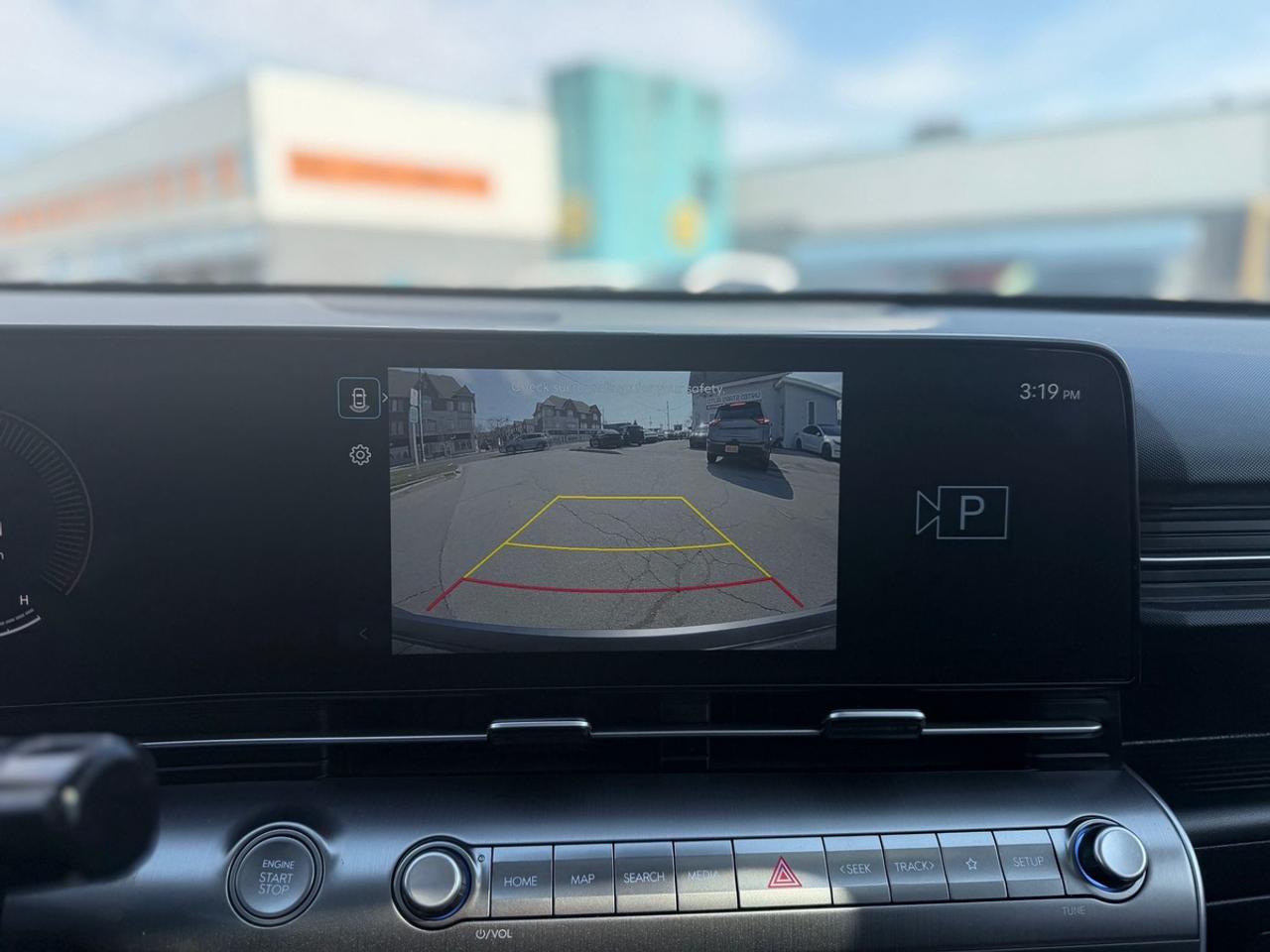 2025 Hyundai KONA SEL Photo