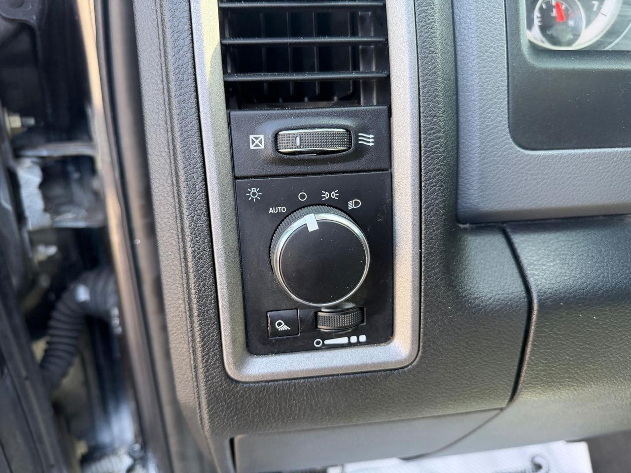 2017 RAM 1500 ST Photo