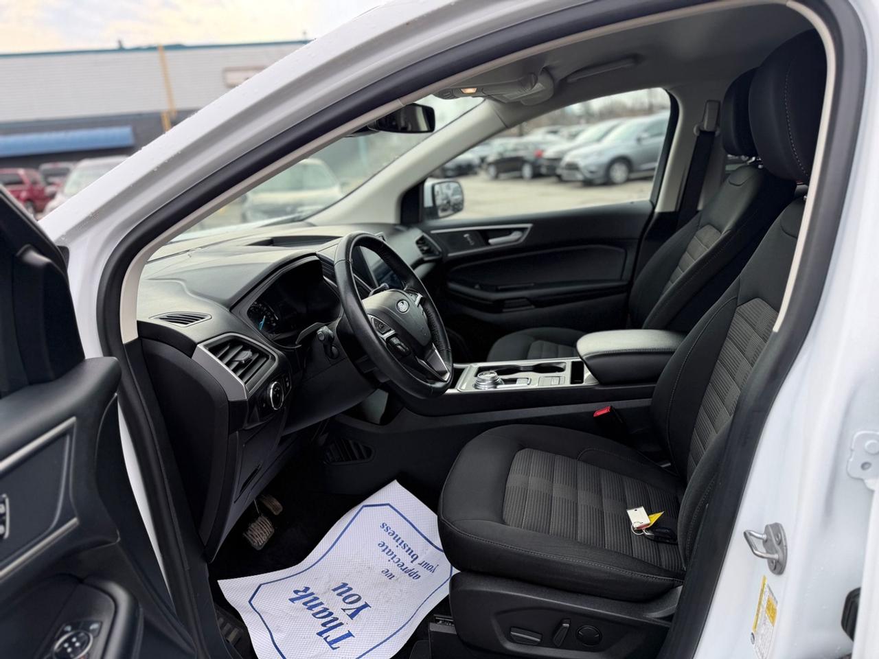 2023 Ford Edge SEL Photo