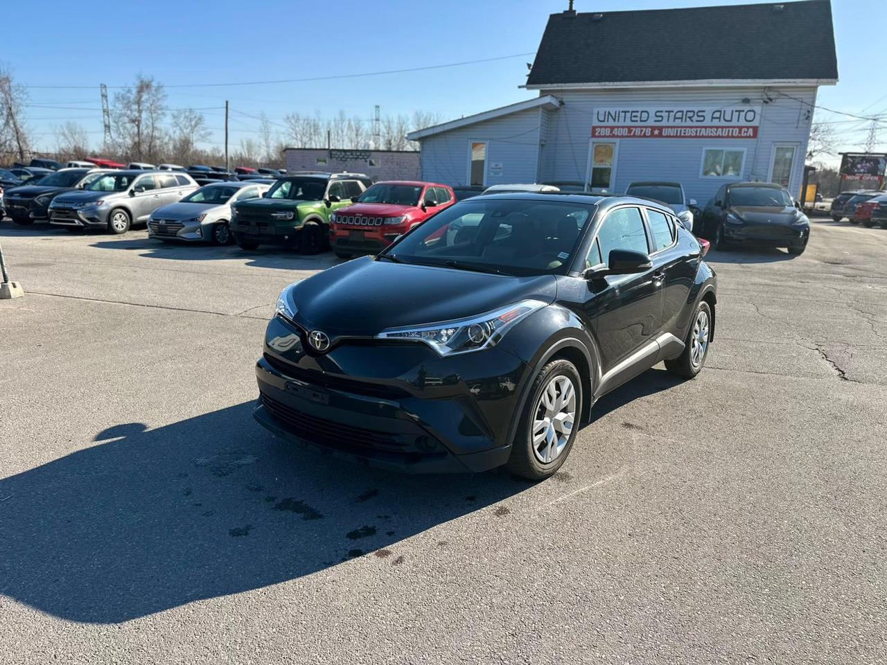 2019 Toyota C-HR XLE Photo