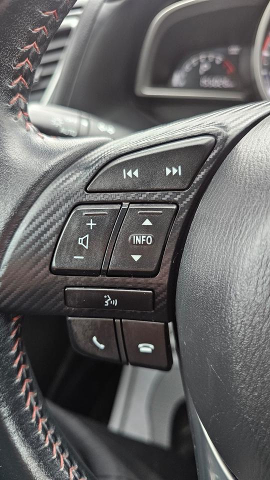 2016 Mazda MAZDA3 HB Sport Auto GS Photo