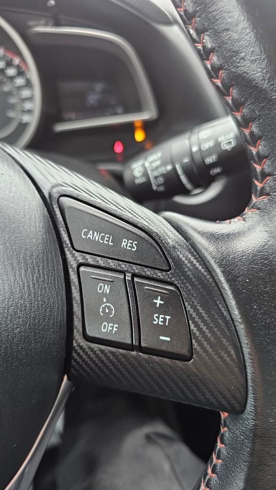 2016 Mazda MAZDA3 HB Sport Auto GS Photo