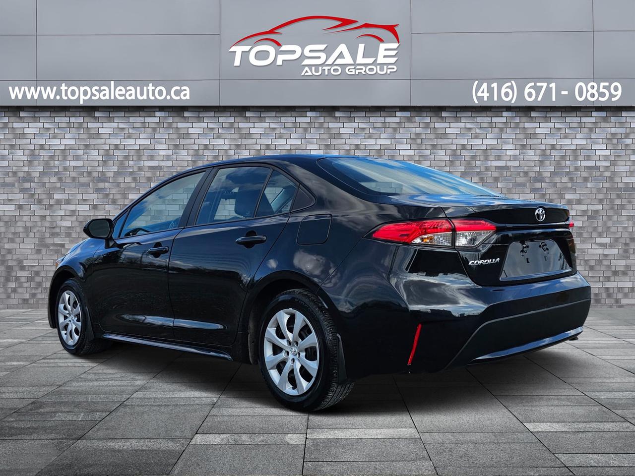 2022 Toyota Corolla LE Photo2