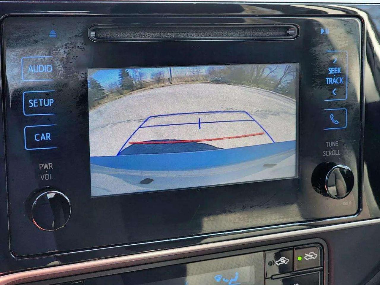 2019 Toyota Corolla LE ECO | No Accidents! Photo