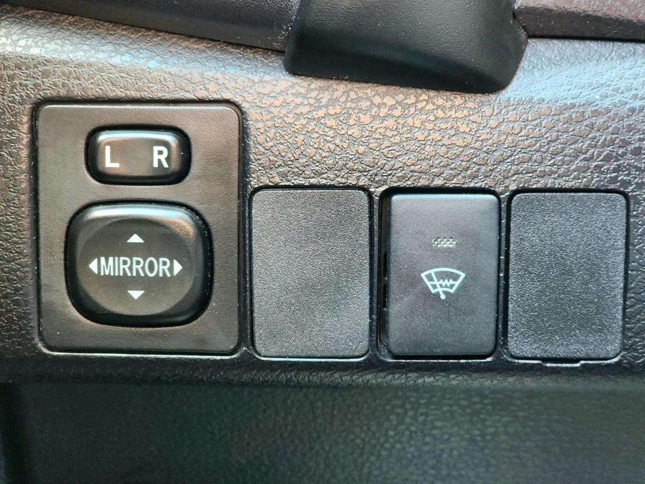 2019 Toyota Corolla LE ECO | No Accidents! Photo