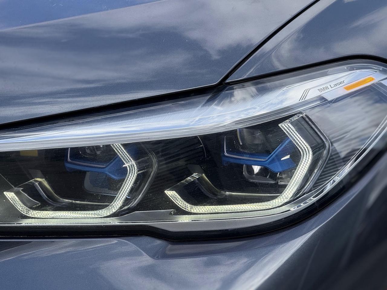 2019 BMW X5 xDrive40i Photo2