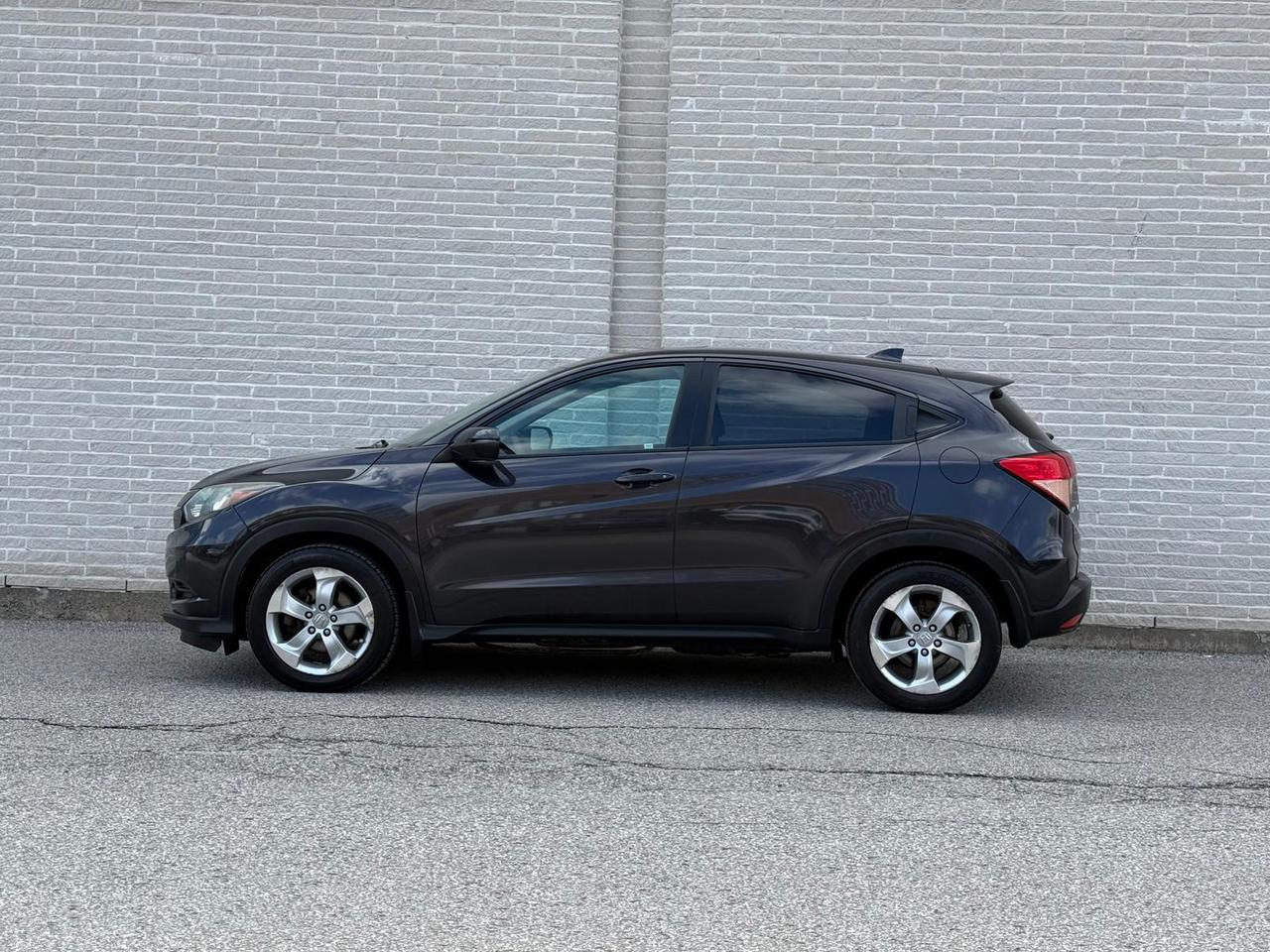 2016 Honda HR-V EX Photo