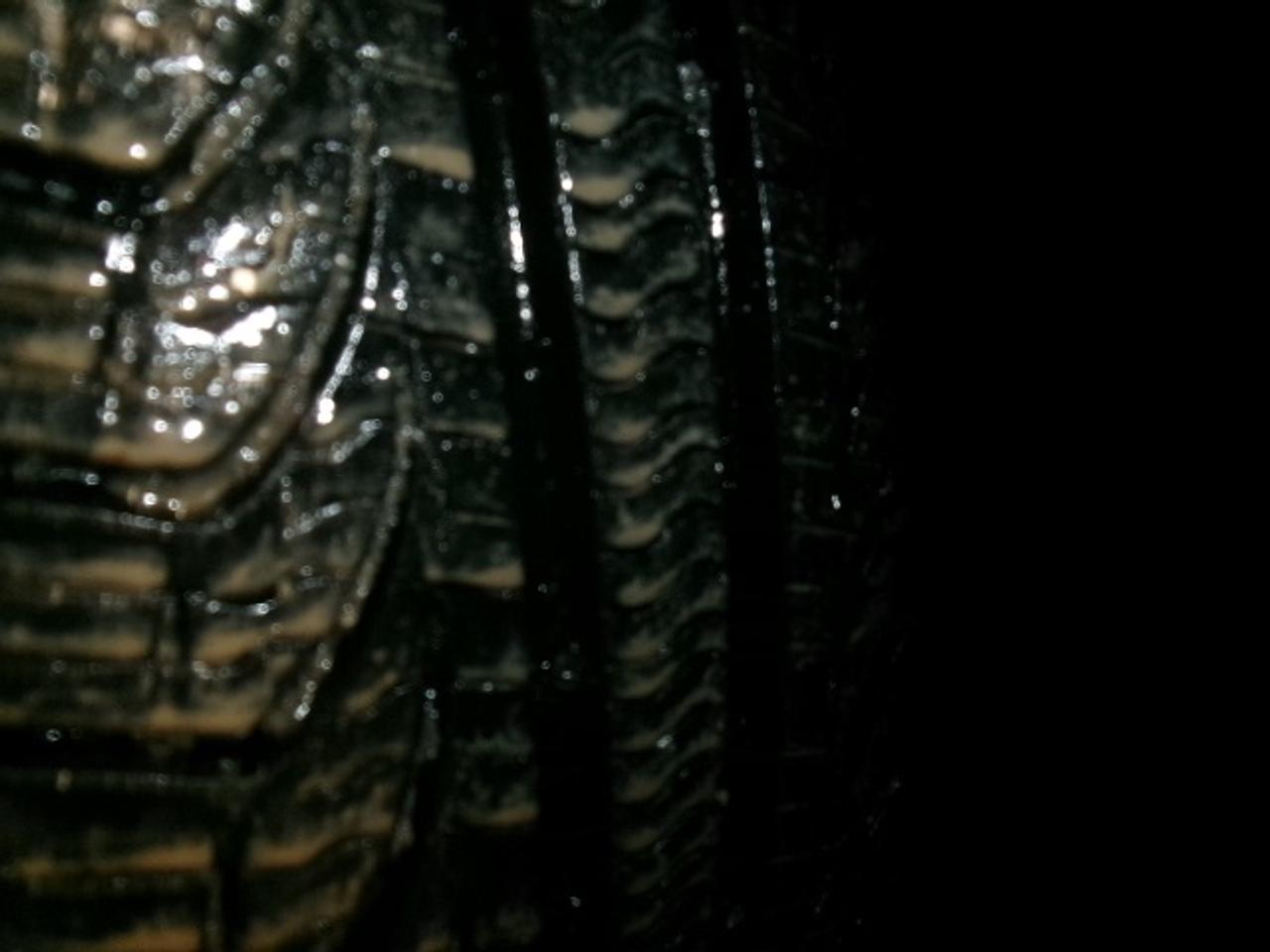 2011 Volkswagen Golf  Photo