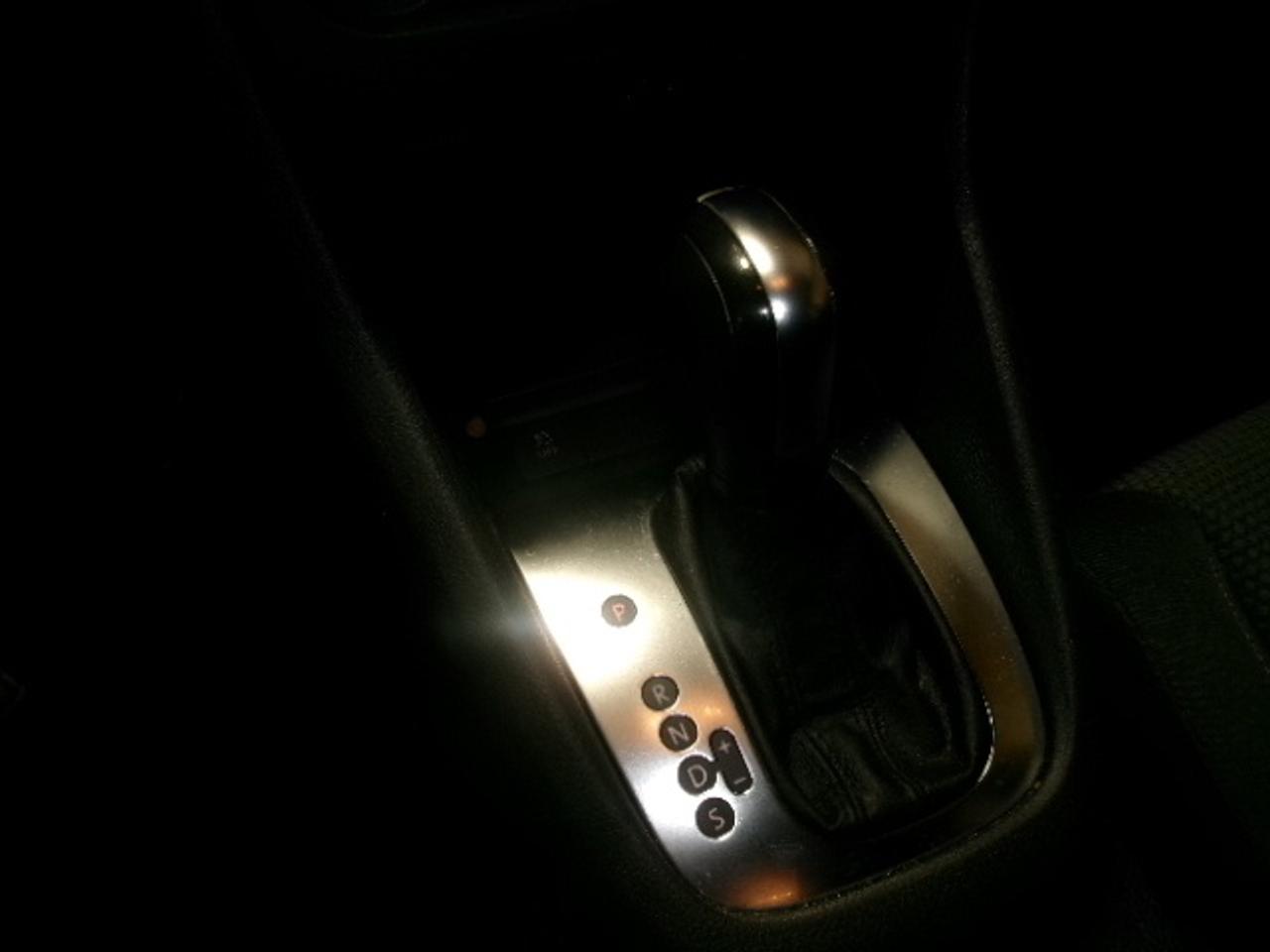 2011 Volkswagen Golf  Photo