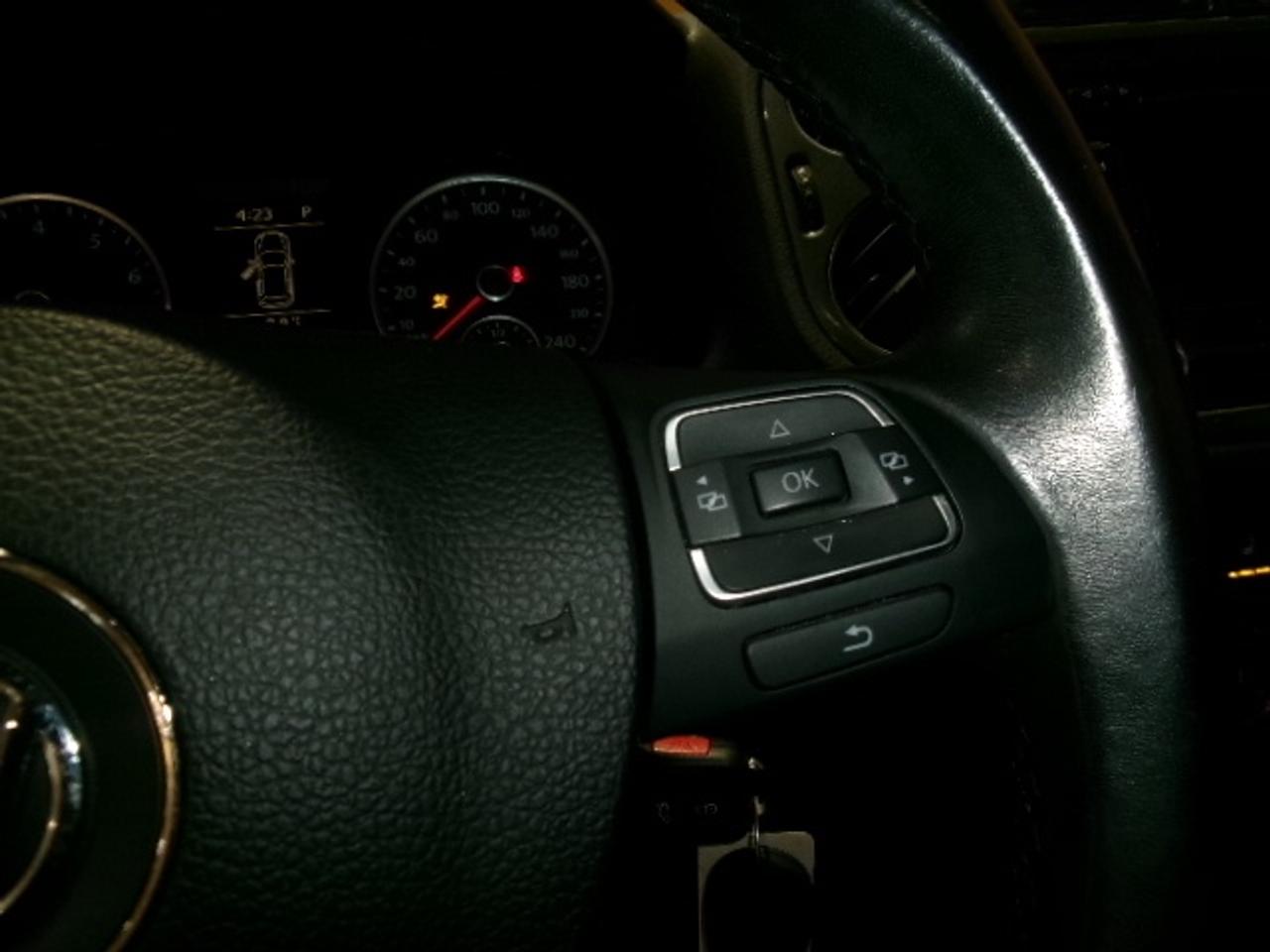 2013 Volkswagen Tiguan S Photo