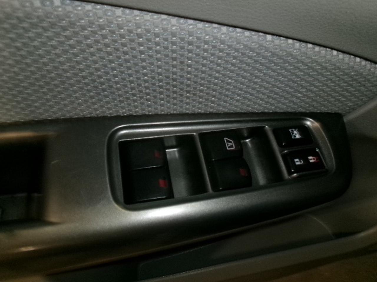 2012 Subaru Forester PREMIUM Photo