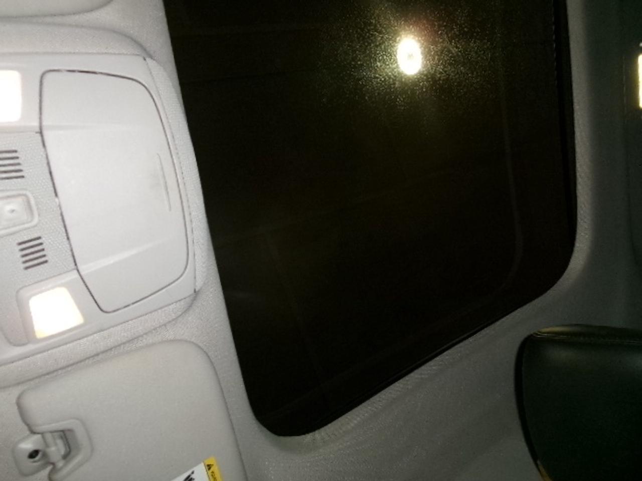 2013 Lincoln MKZ  Photo