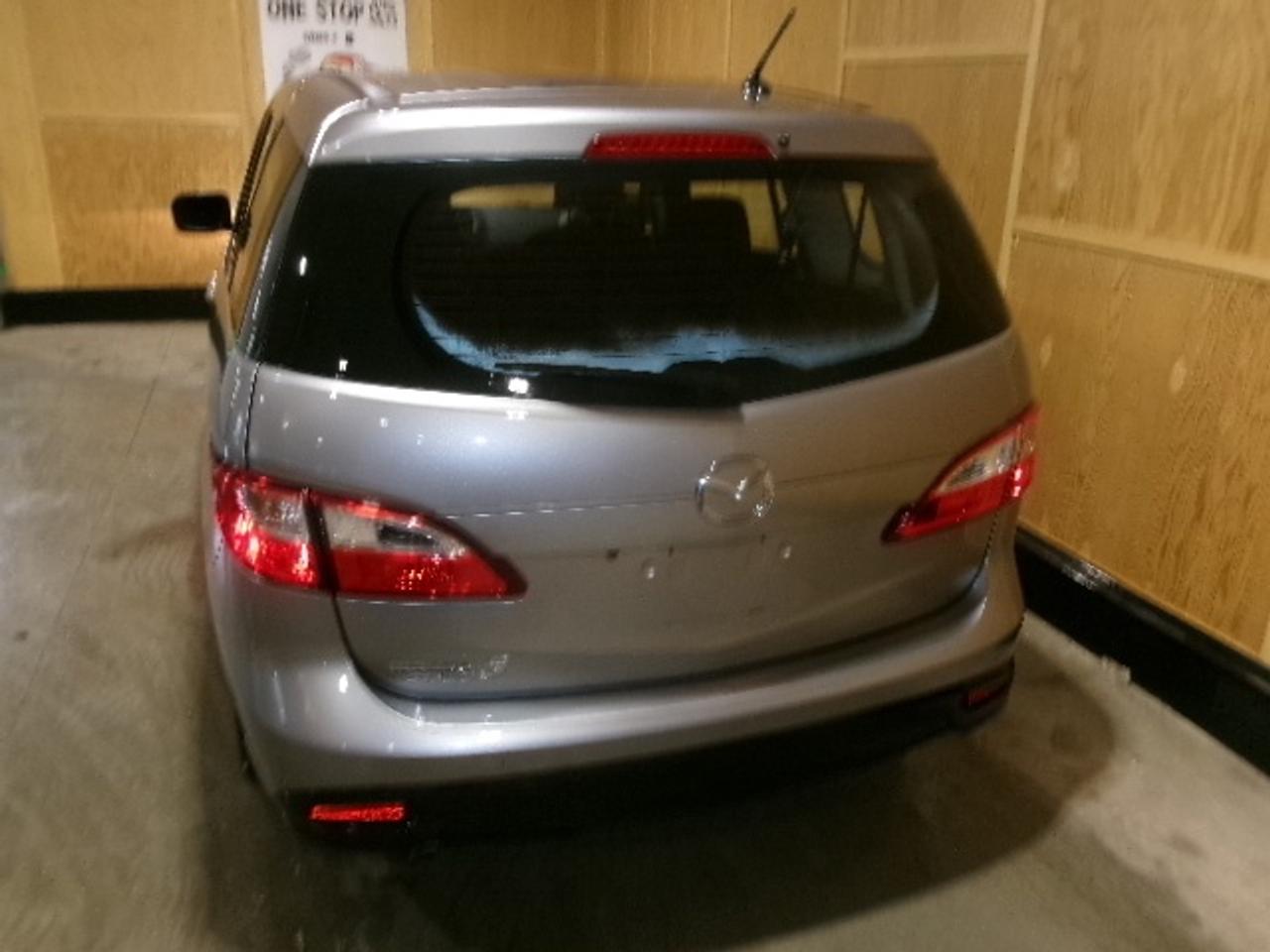 2013 Mazda MAZDA5 Touring Photo