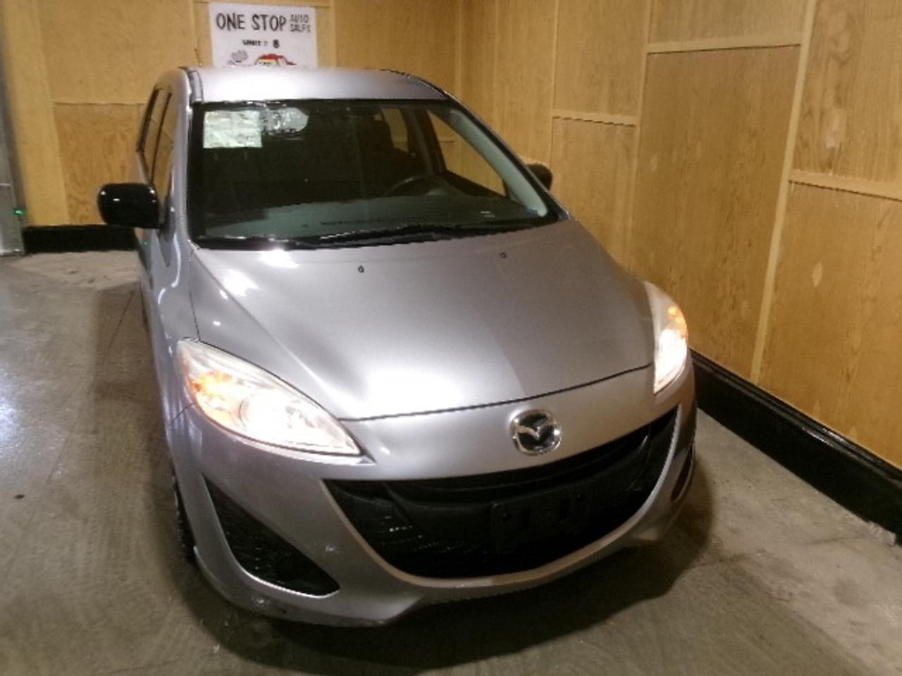2013 Mazda MAZDA5 Touring Photo